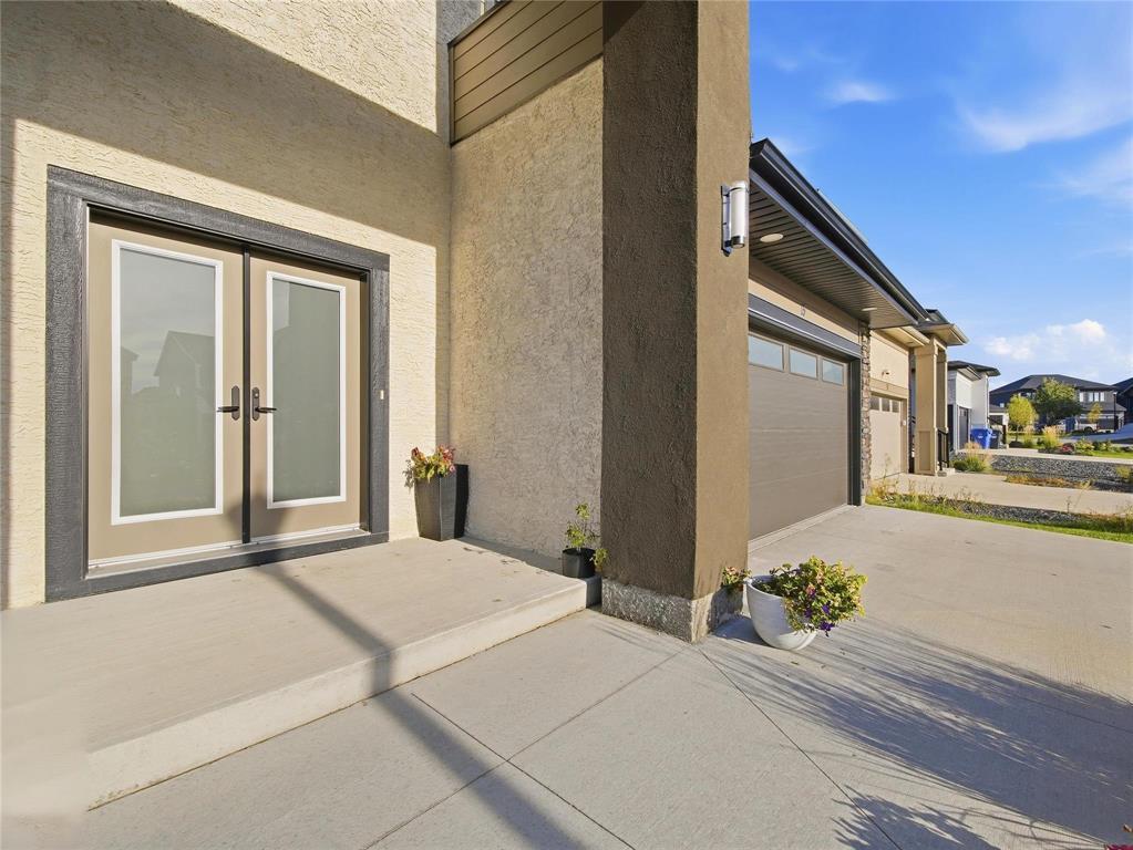 15 Bakersfield Court Property Photo 5