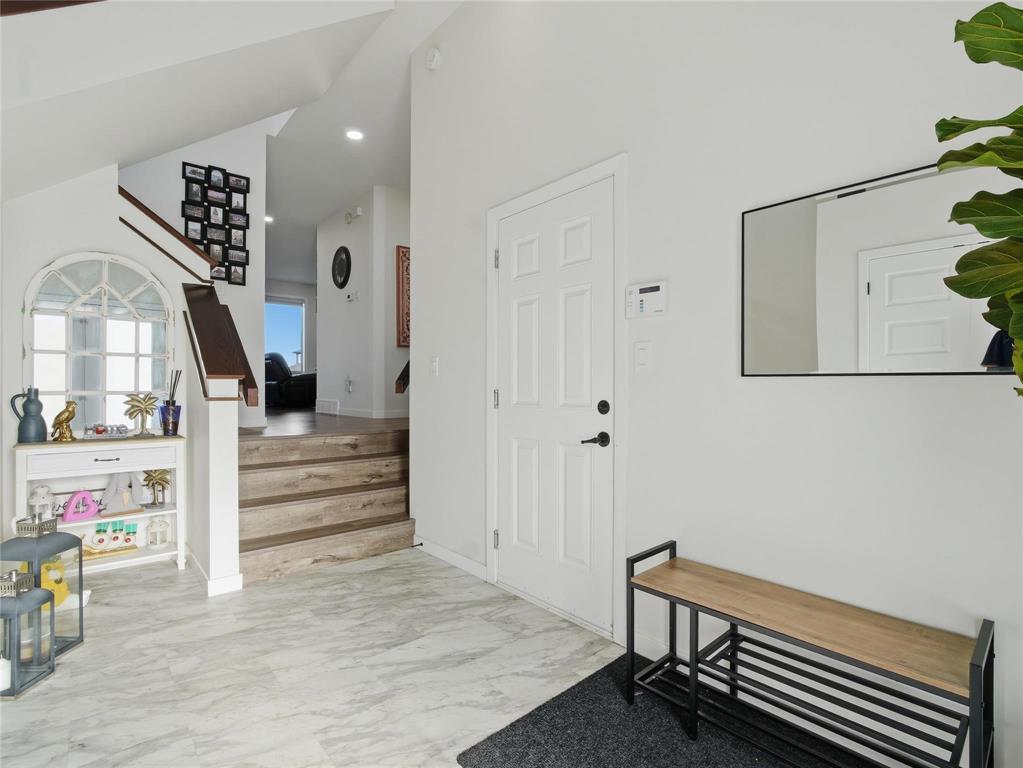 15 Bakersfield Court Property Photo 8