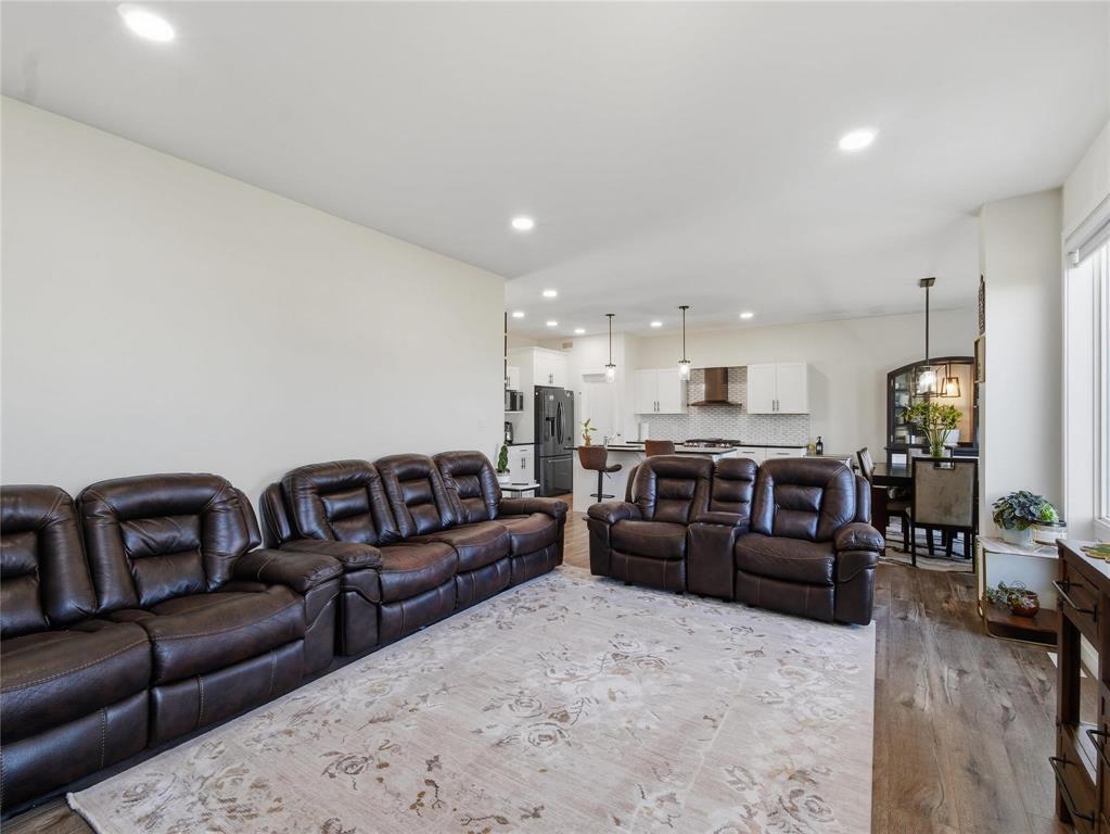 15 Bakersfield Court Property Photo 22