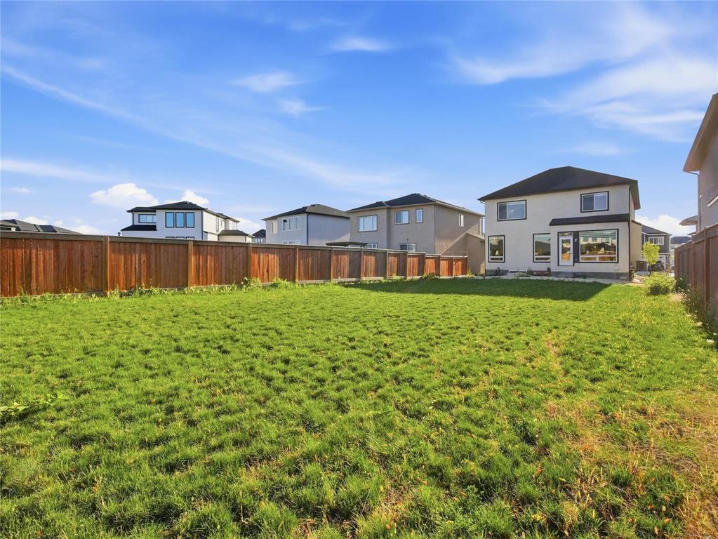 15 Bakersfield Court Property Photo 35