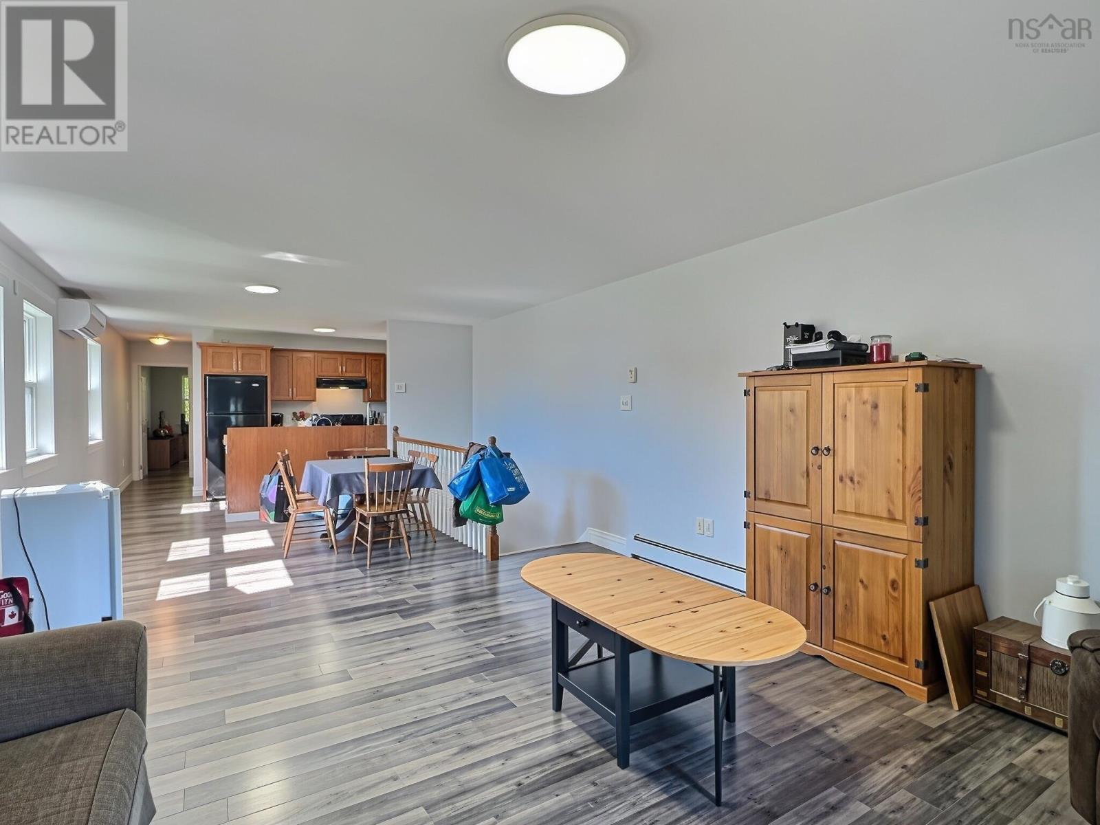 A&b 90 Ford Street Property Photo 5
