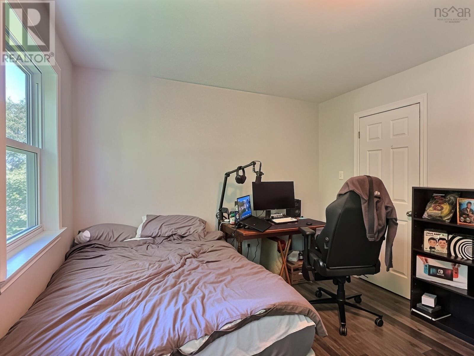 A&b 90 Ford Street Property Photo 9