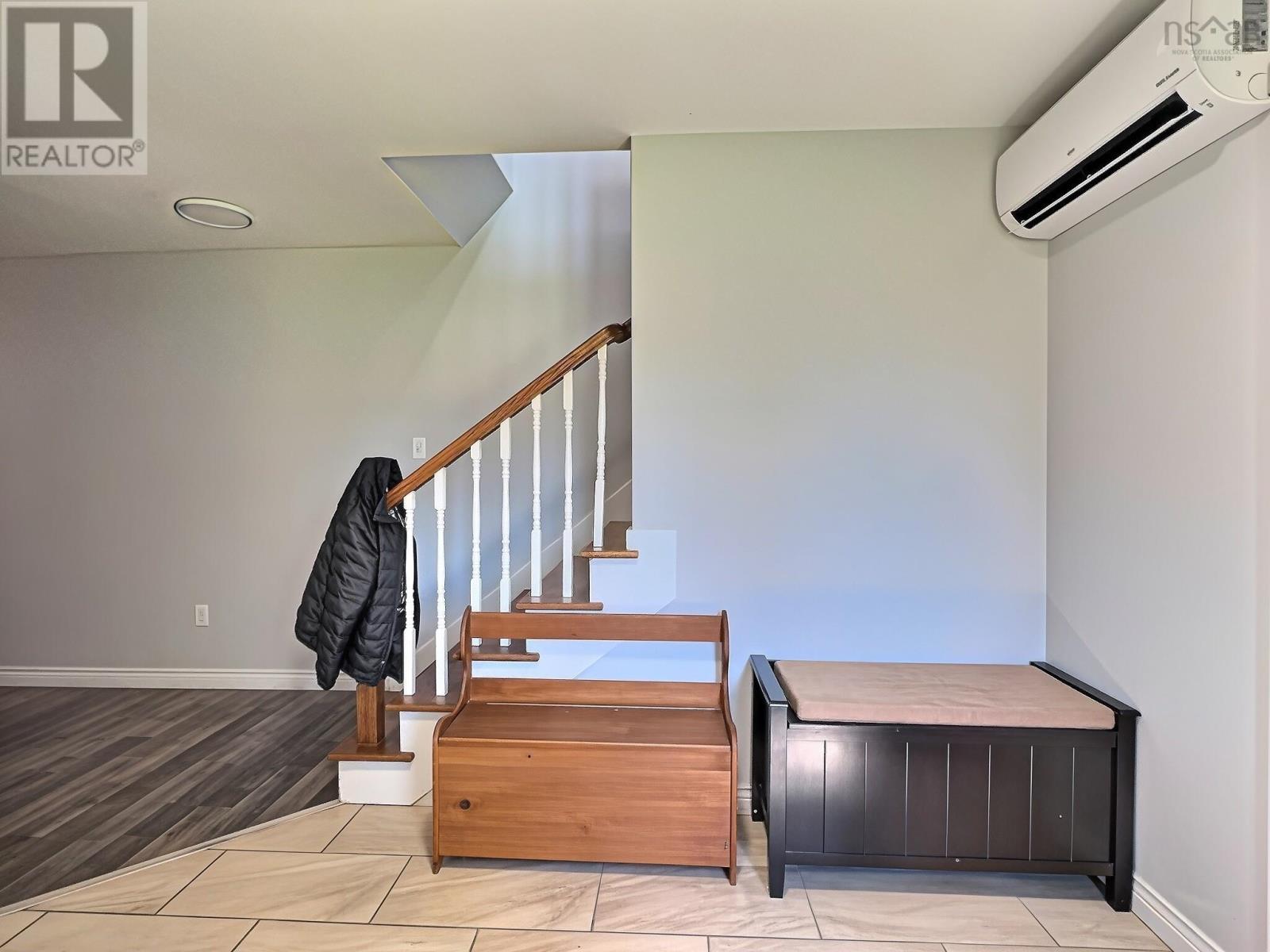 A&b 90 Ford Street Property Photo 17