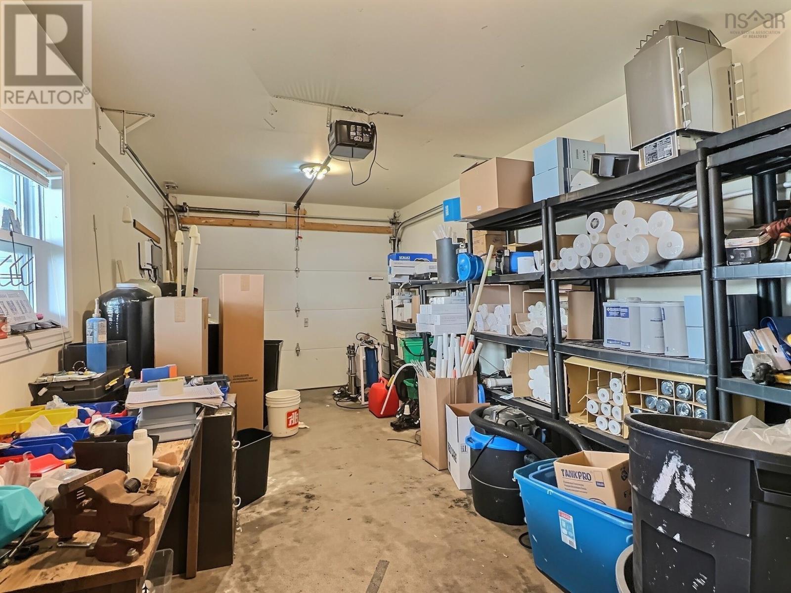 A&b 90 Ford Street Property Photo 18