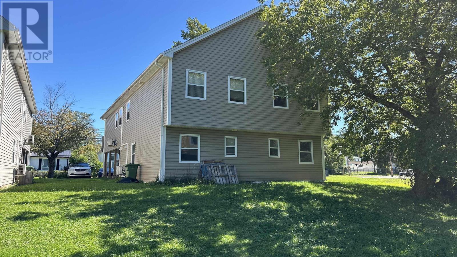 A&b 90 Ford Street Property Photo 20
