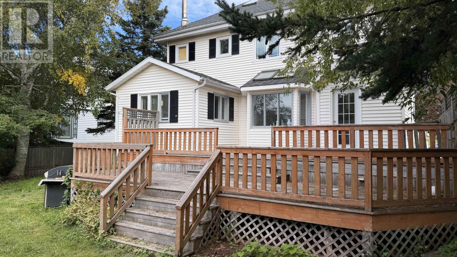364 Beaver Street Property Photo 10
