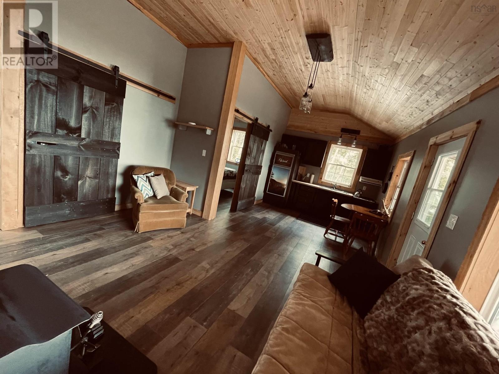 Shore Road Property Photo 14