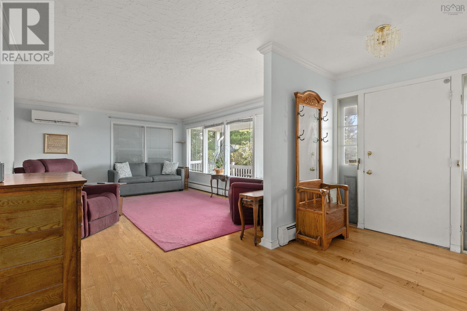 28 Oakview Drive Property Photo 9