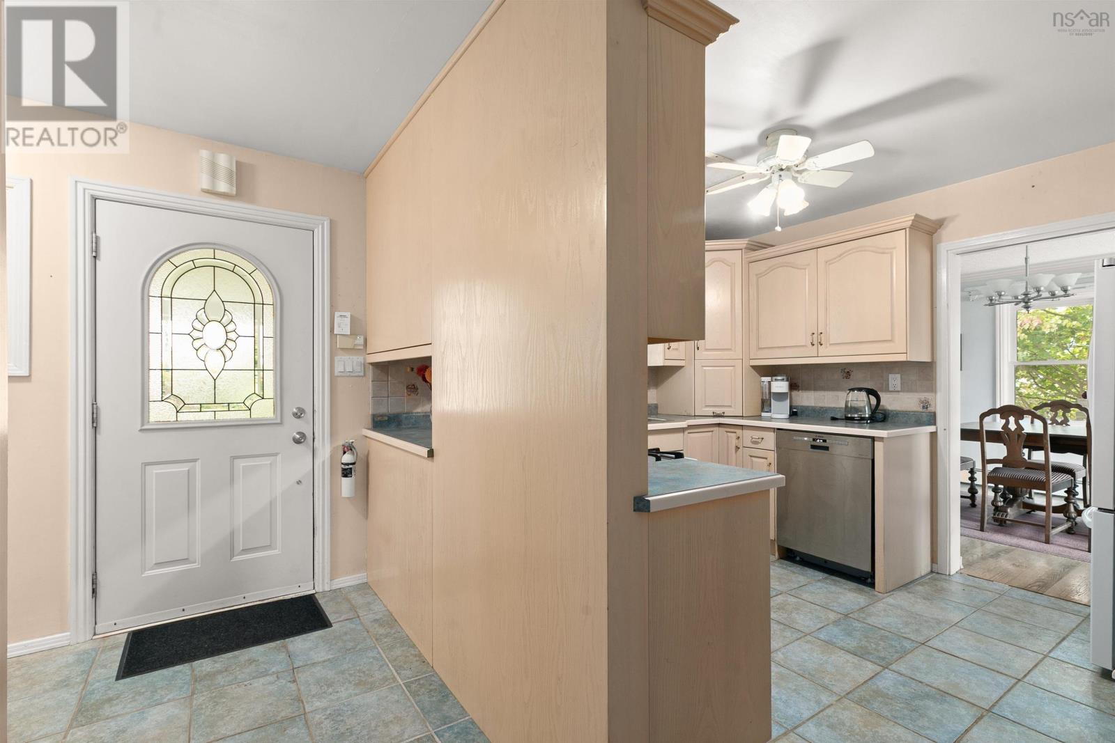 28 Oakview Drive Property Photo 21