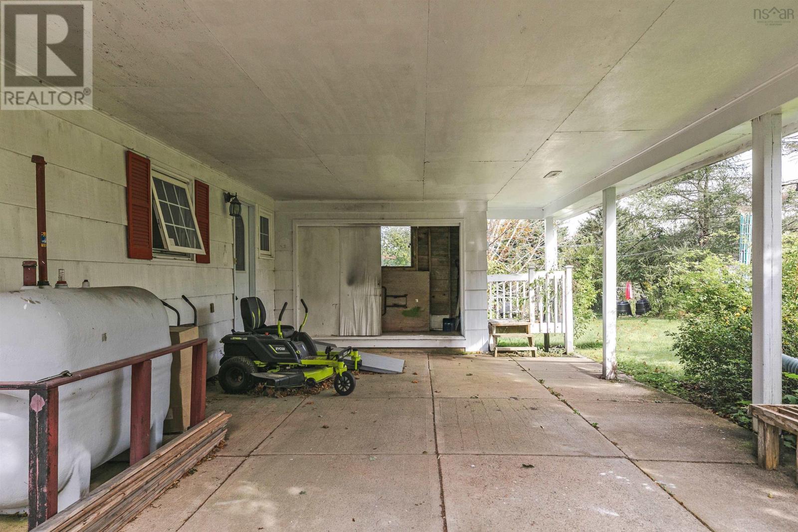 28 Oakview Drive Property Photo 34