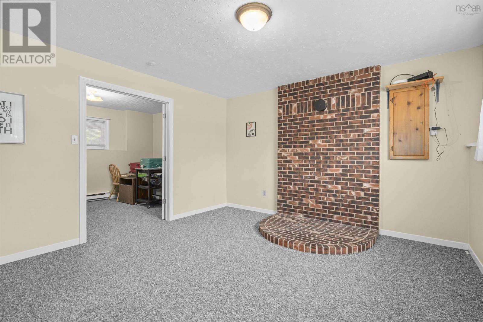 16 Rothsay Court Property Photo 37