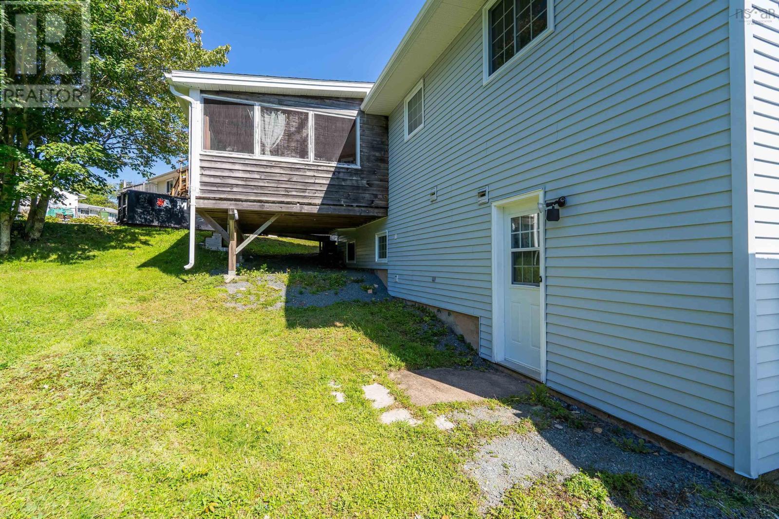 16 Rothsay Court Property Photo 43
