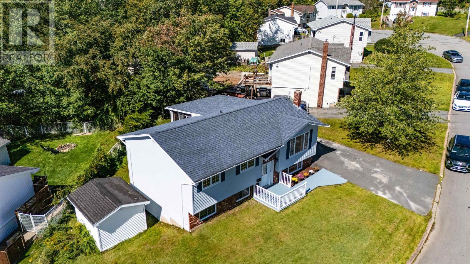 16 Rothsay Court Property Photo 44