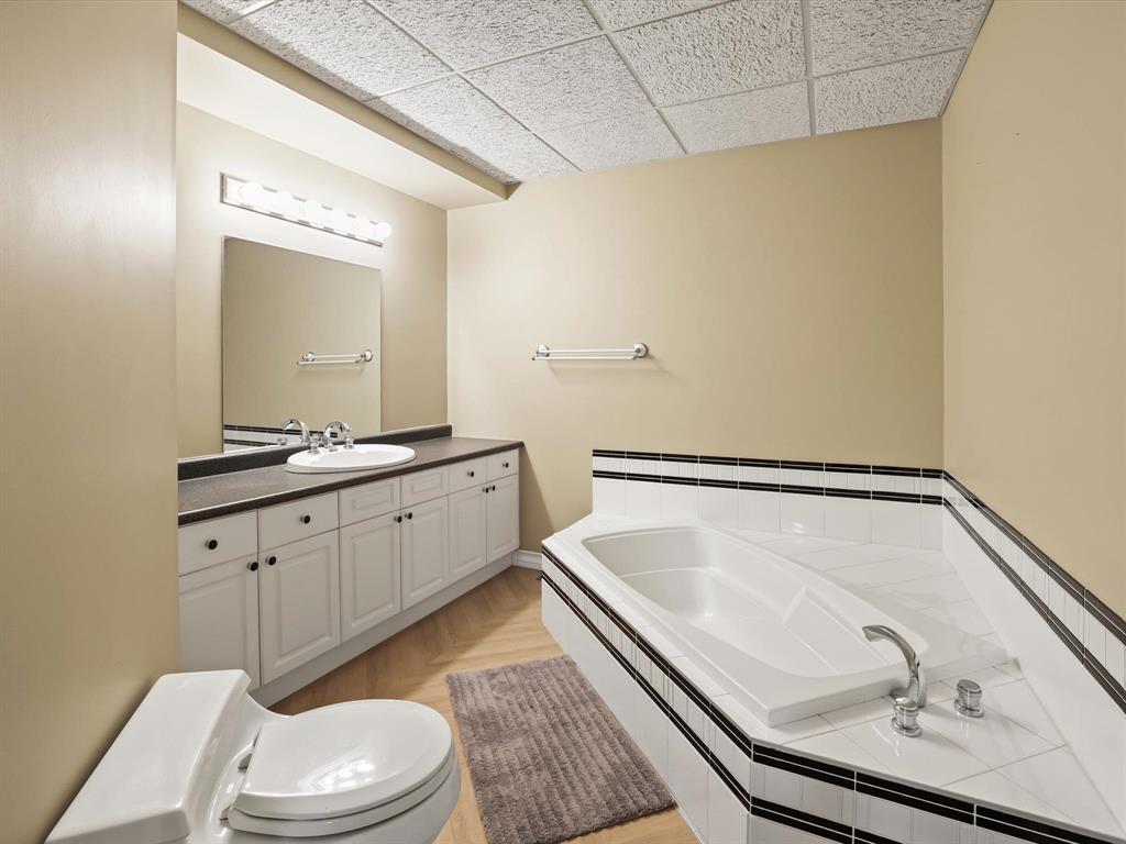 260 Golfview Crescent Property Photo 34