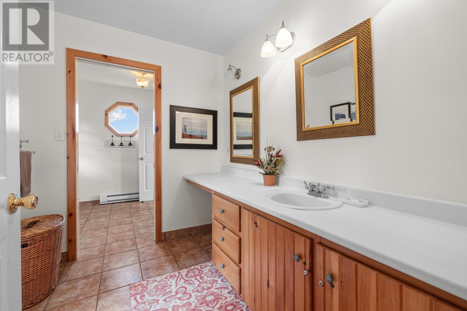 64 Lecky Crescent Property Photo 8