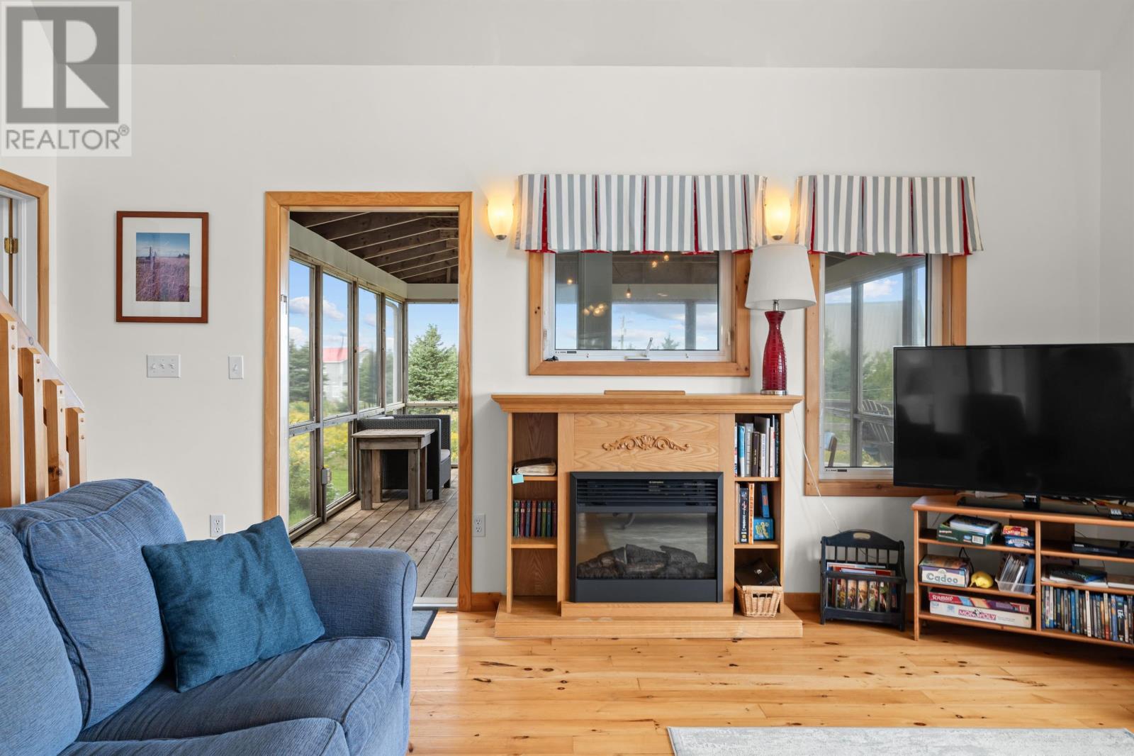 64 Lecky Crescent Property Photo 32