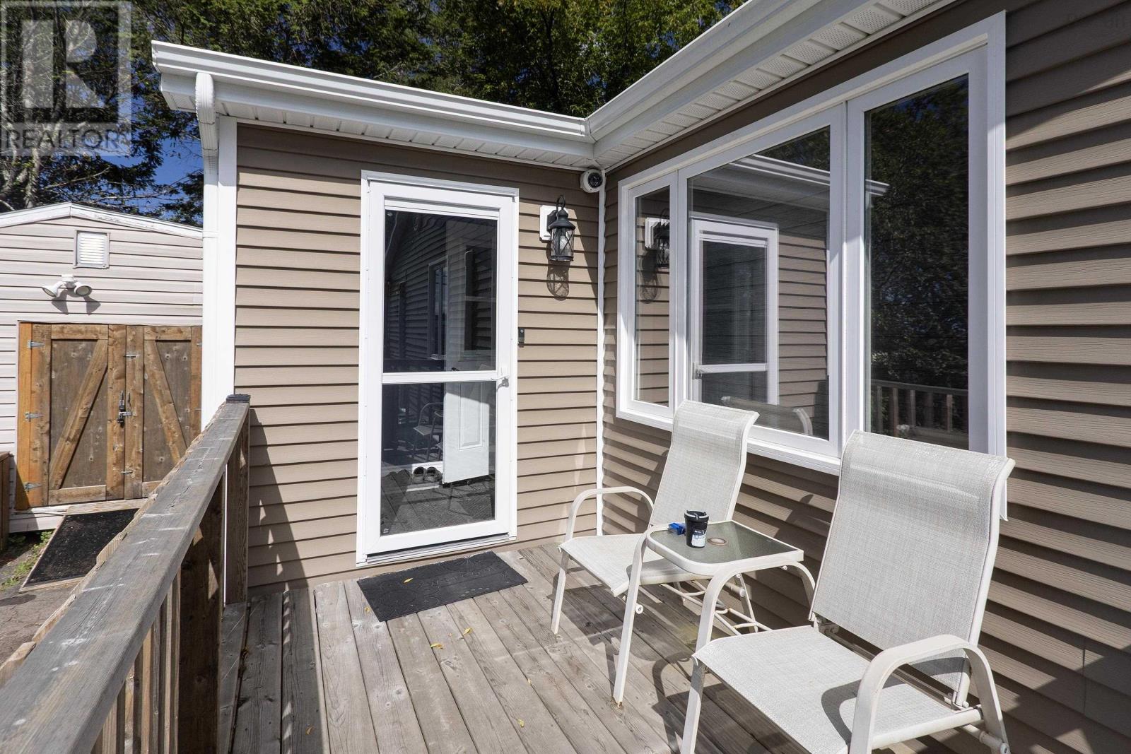 52 Queen Street Property Photo 6