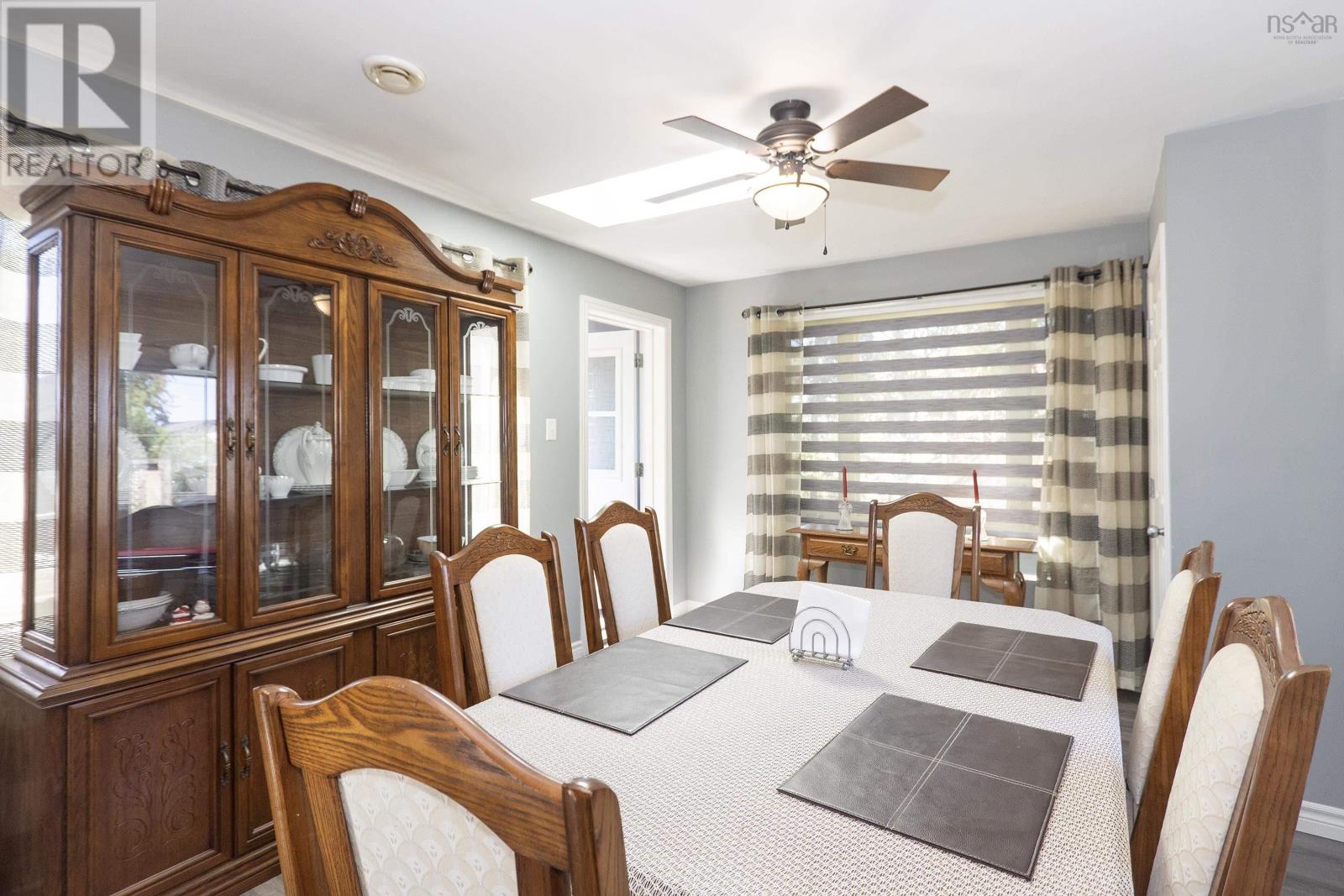 52 Queen Street Property Photo 11
