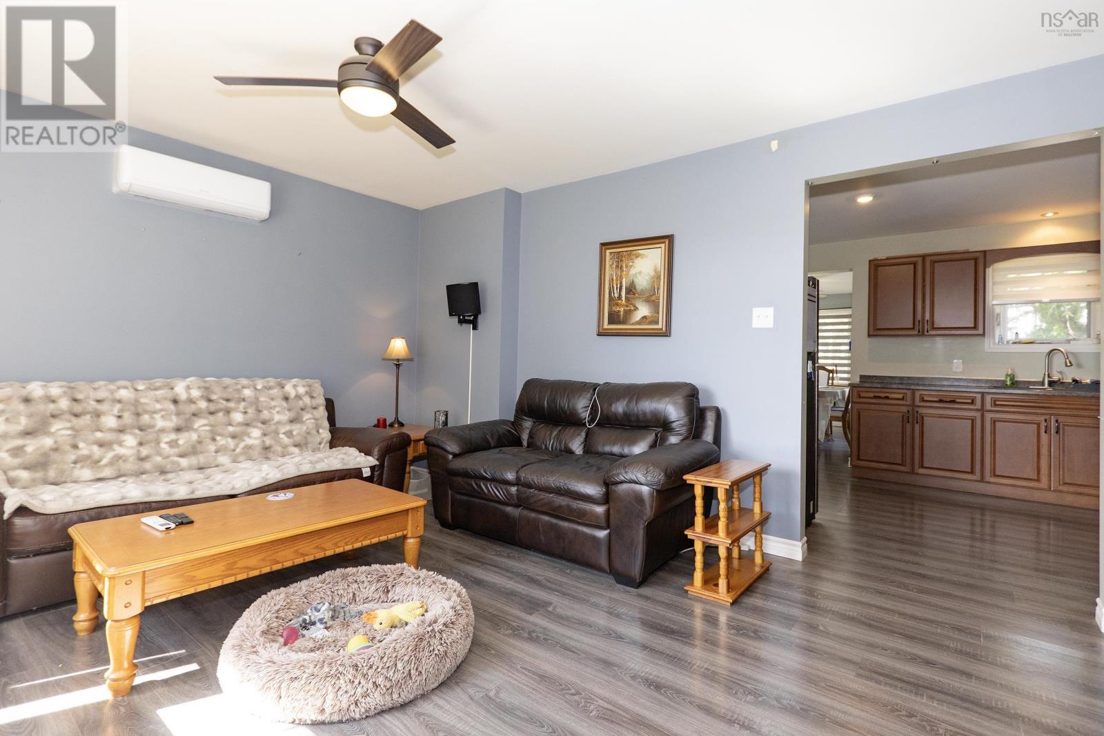 52 Queen Street Property Photo 17