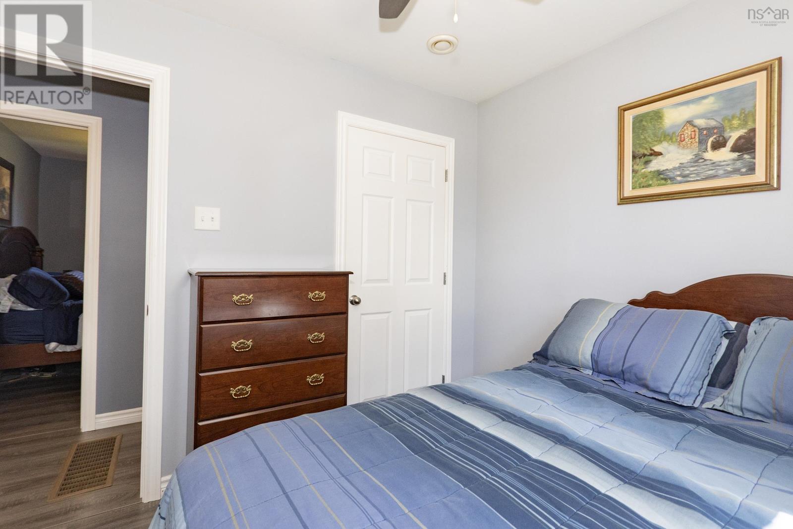 52 Queen Street Property Photo 23