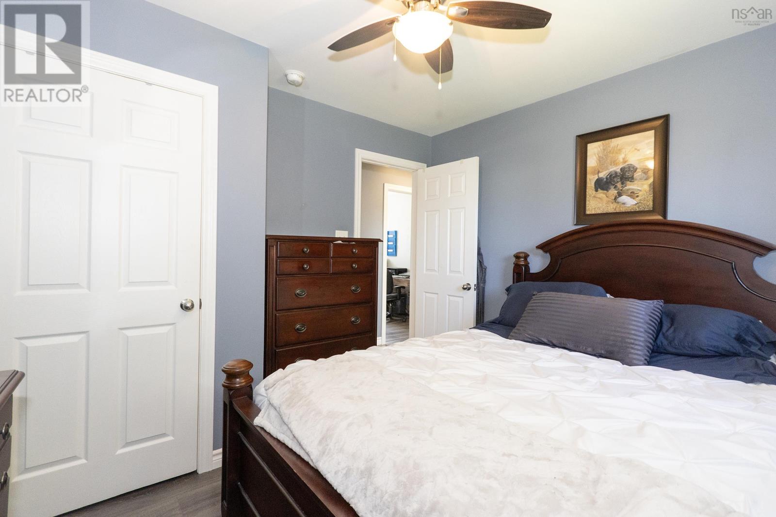 52 Queen Street Property Photo 25
