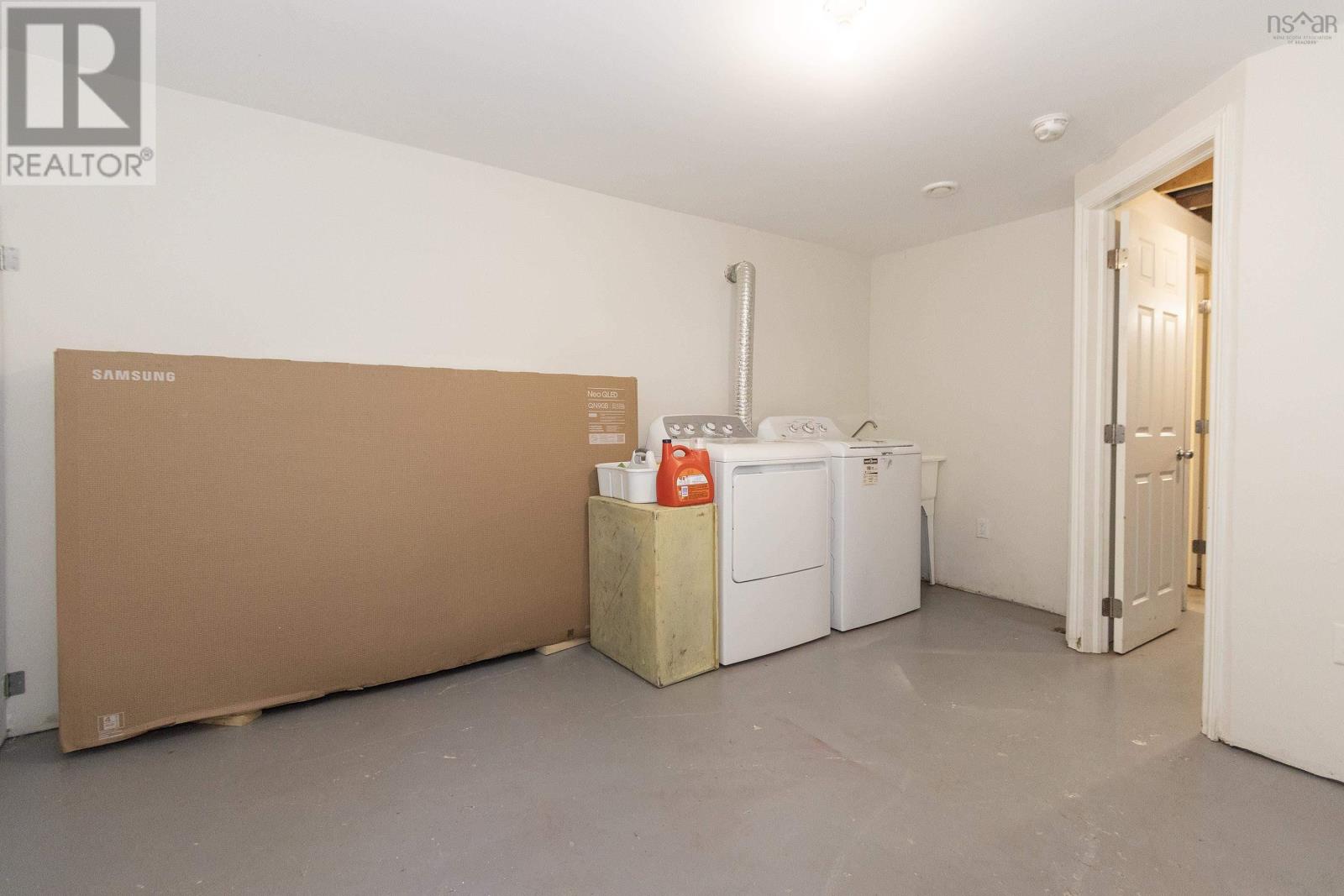 52 Queen Street Property Photo 26