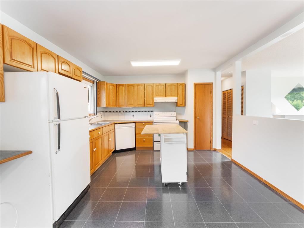 33 Parade Drive Property Photo 13