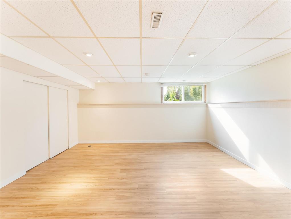33 Parade Drive Property Photo 25