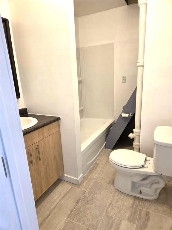 524 Windsor Avenue Property Photo 6
