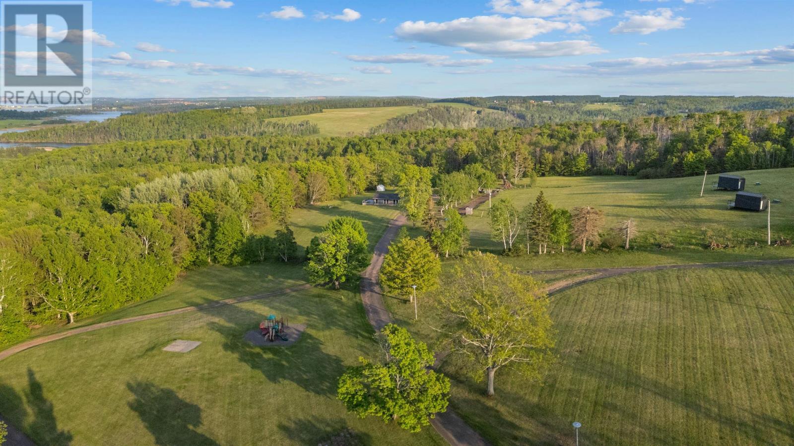 17025 Trans-canada Highway Property Photo 2