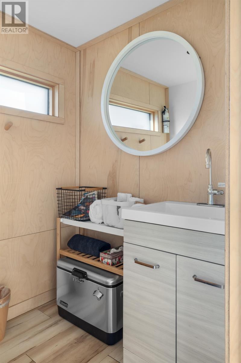 17025 Trans-canada Highway Property Photo 14