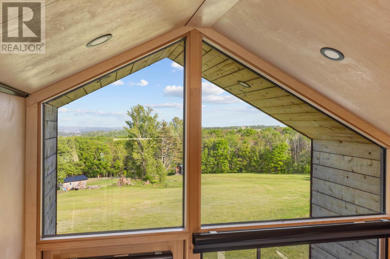 17025 Trans-canada Highway Property Photo 15