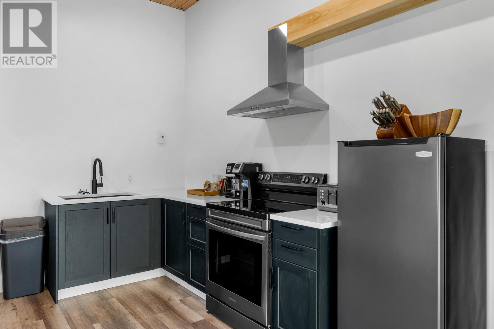 17025 Trans-canada Highway Property Photo 23