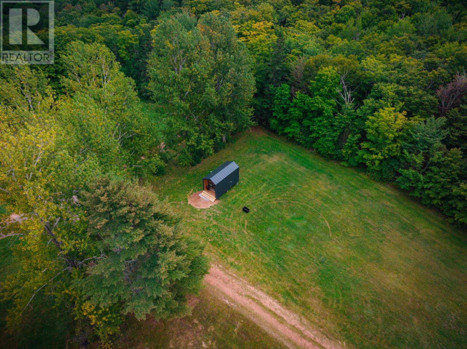 17025 Trans-canada Highway Property Photo 25