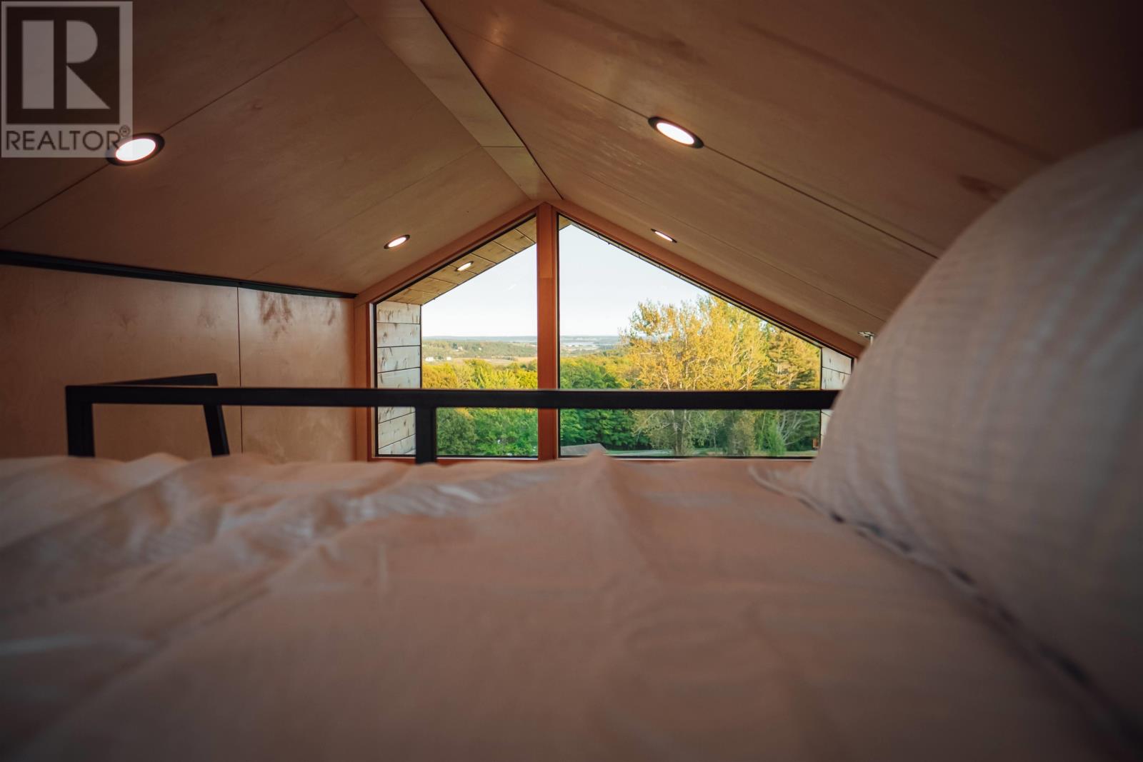 17025 Trans-canada Highway Property Photo 38