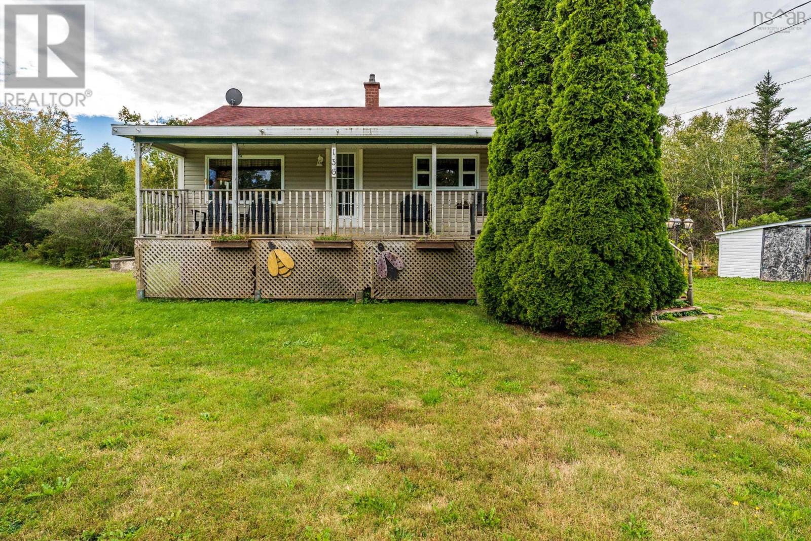 136 French Road Property Photo 2