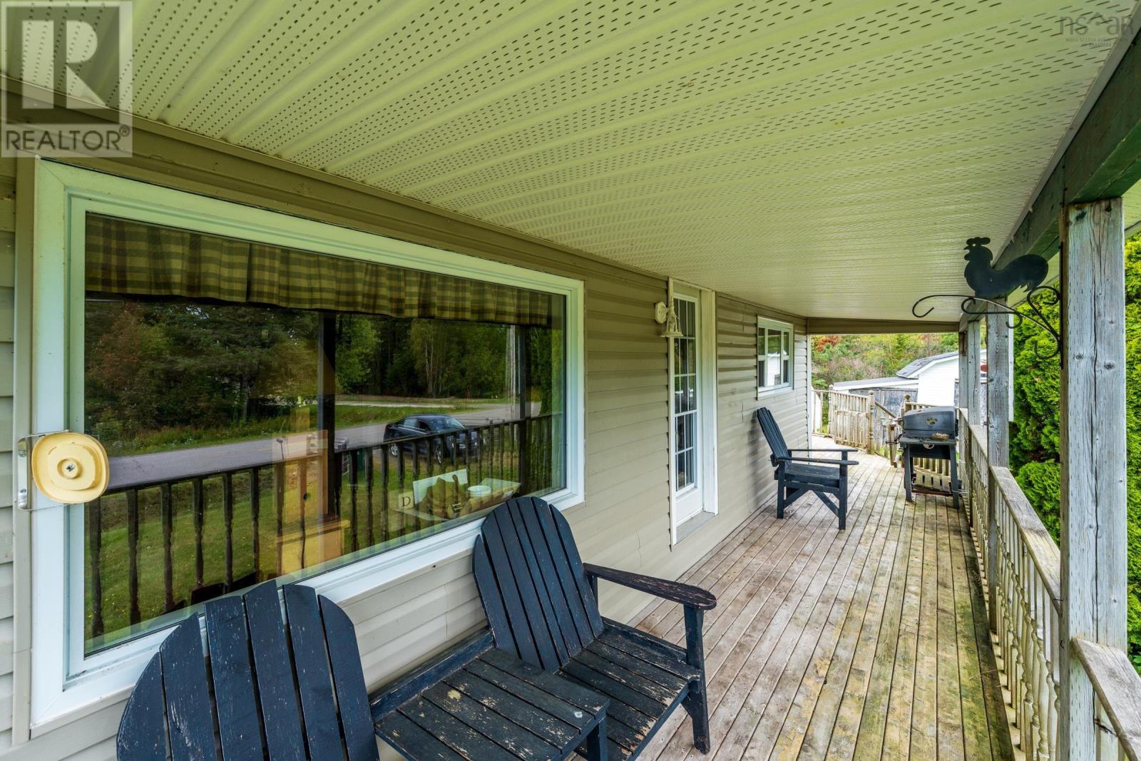 136 French Road Property Photo 10