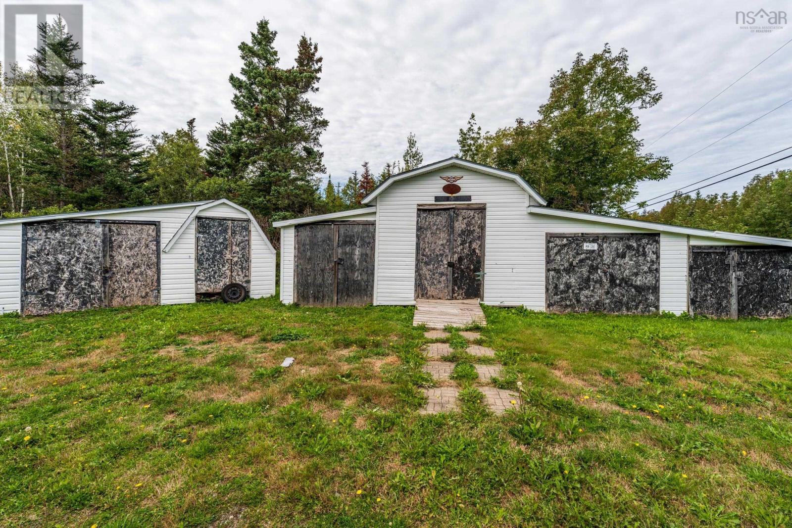 136 French Road Property Photo 11