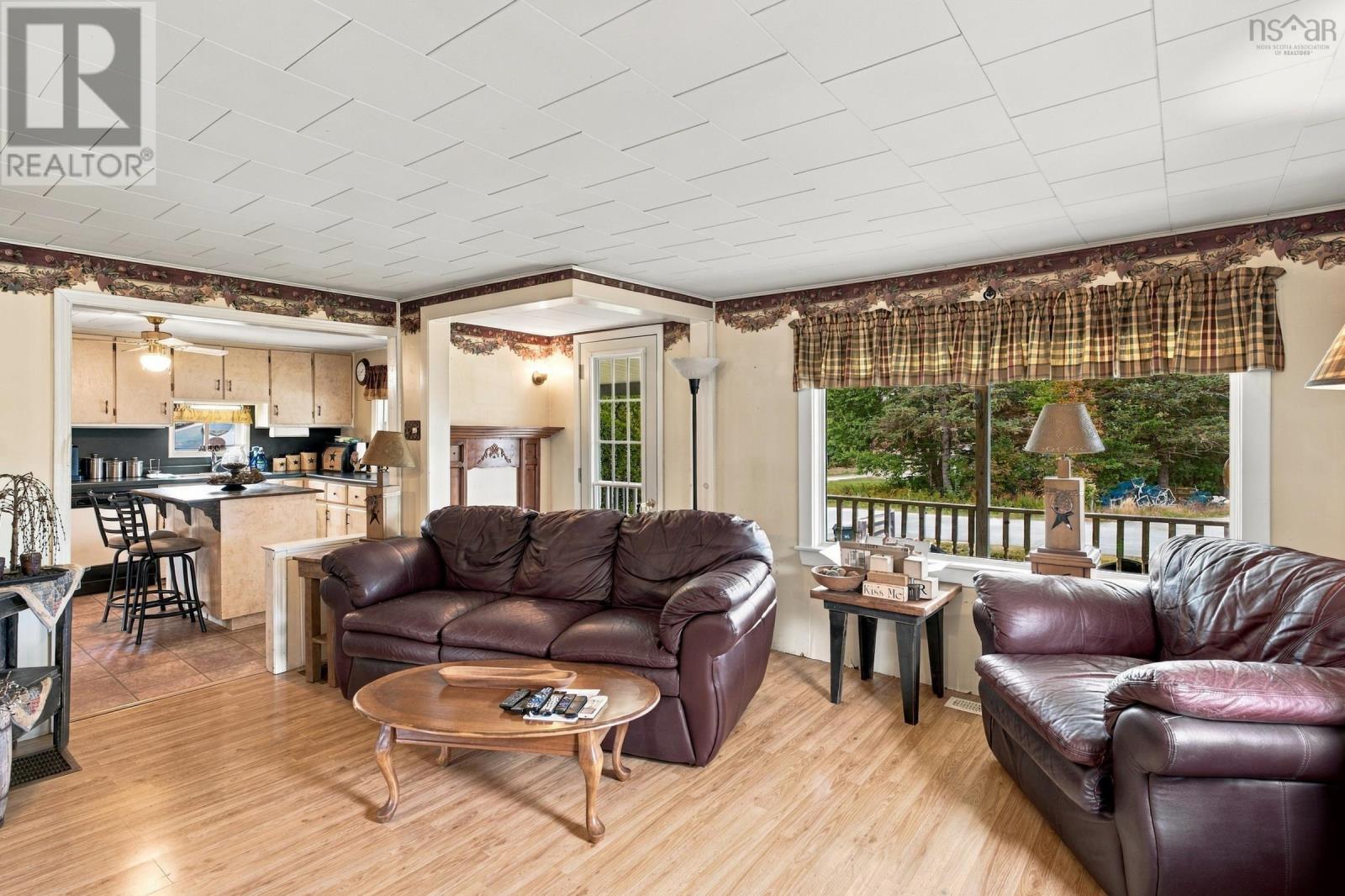 136 French Road Property Photo 16