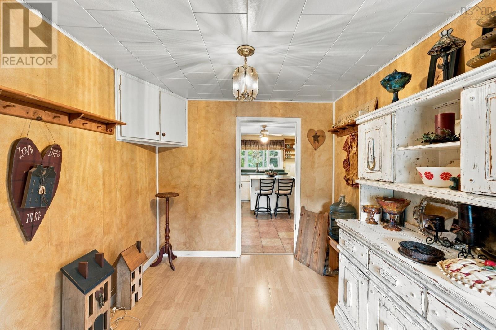 136 French Road Property Photo 24