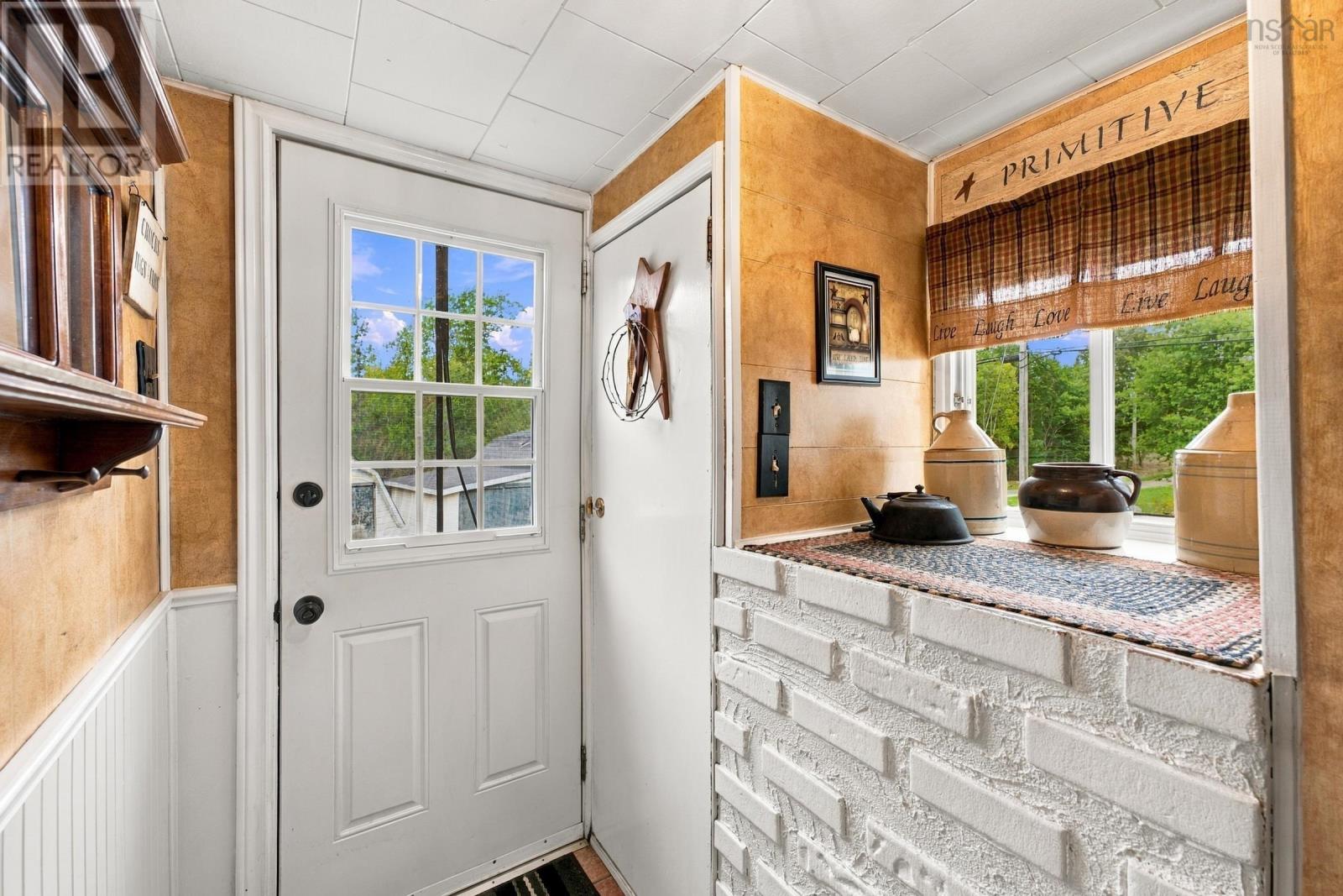 136 French Road Property Photo 25