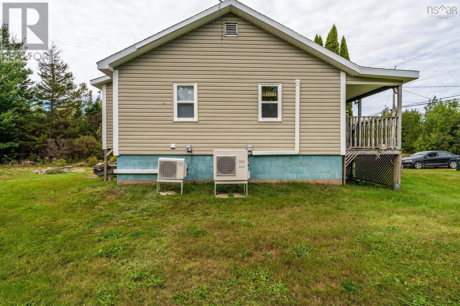 136 French Road Property Photo 36