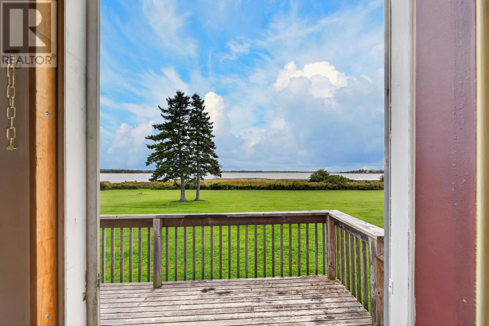 176 Old Ferry Road Property Photo 15