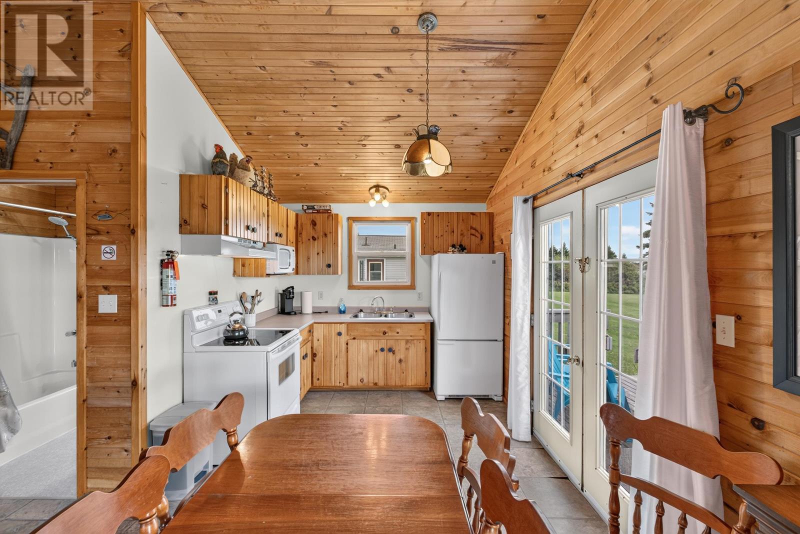 176 Old Ferry Road Property Photo 25