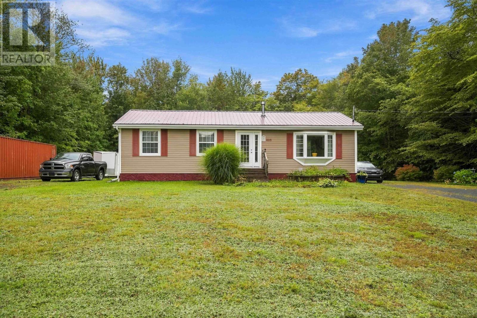 809 Cleveland Road Property Photo 1