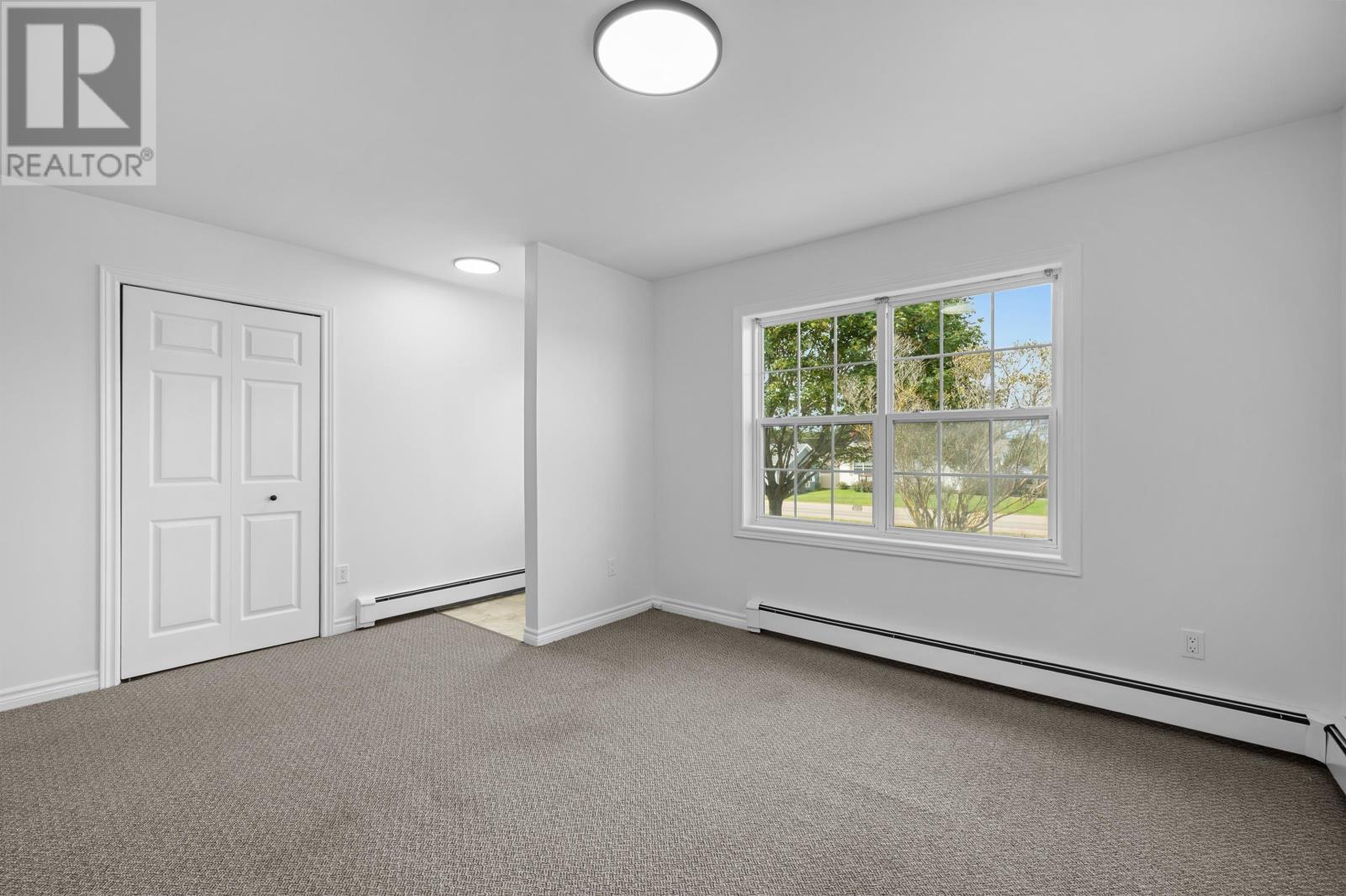16-18 Kingston Road Property Photo 4