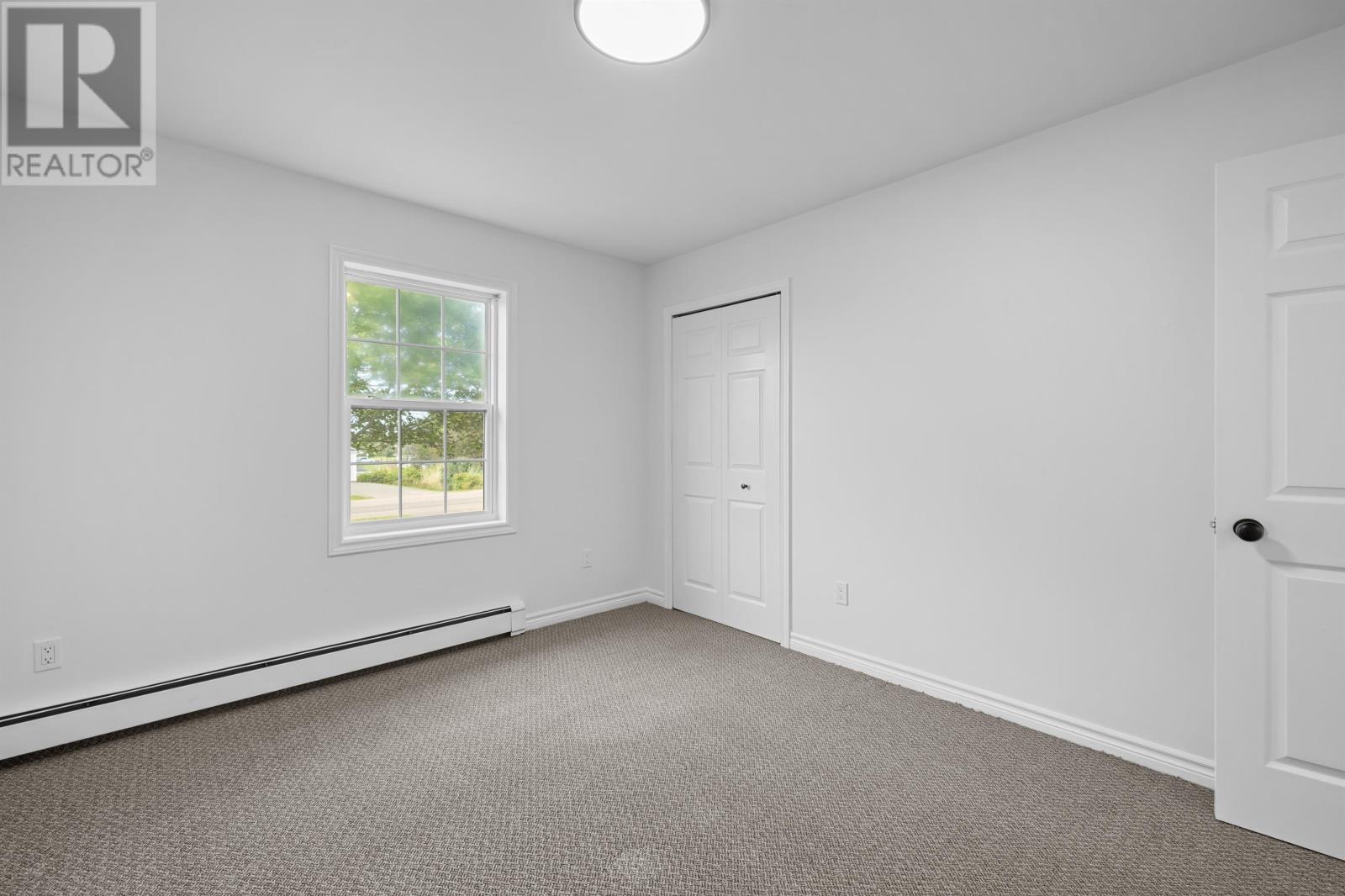 16-18 Kingston Road Property Photo 14