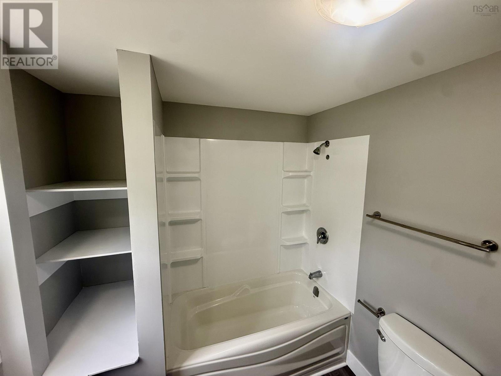 31 Johns Pass Property Photo 14