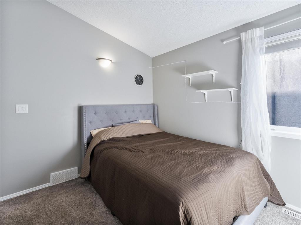 32 Julia Road Property Photo 24