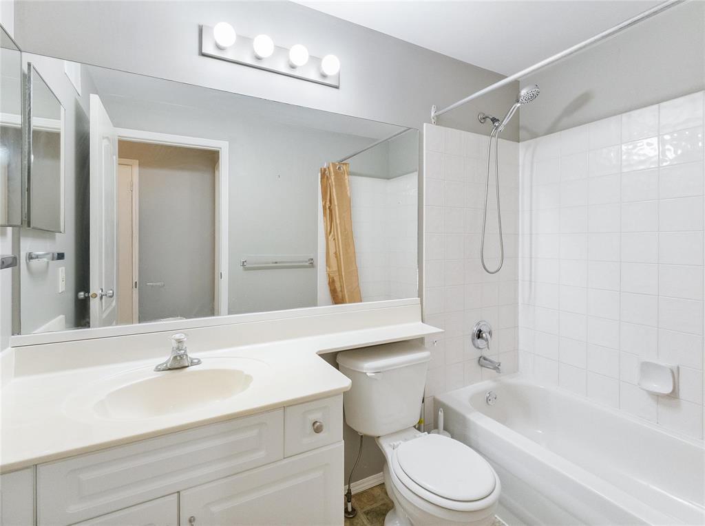 32 Julia Road Property Photo 27
